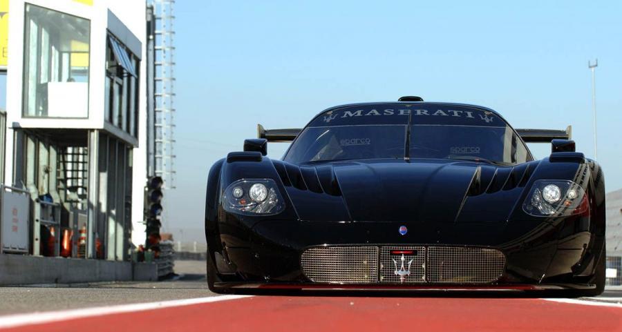  Maserati MC-12 Versione Corse 2008 года  (фото 4 из 12)